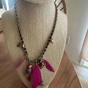 Charming Gold and Pink Feather Necklace boho betsy Johnson
